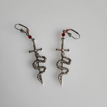 Load image into Gallery viewer, Lucero Earrings
