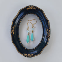 Load image into Gallery viewer, Franziska&#39;s Earrings
