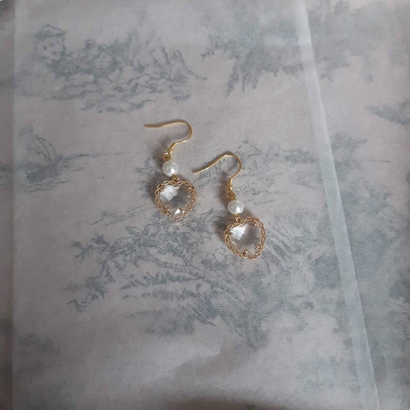 Amelia Dewdrop Earrings